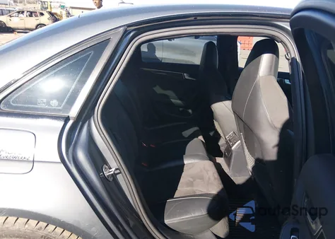 2013 Audi S4 3.0T Premium Plus z USA, uszkodzony, nr VIN WAUBGAFL8DA169725